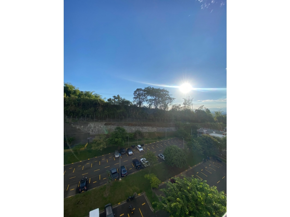 SE RENTA APARTAMENTO EN VILLA VERDE — foto 2