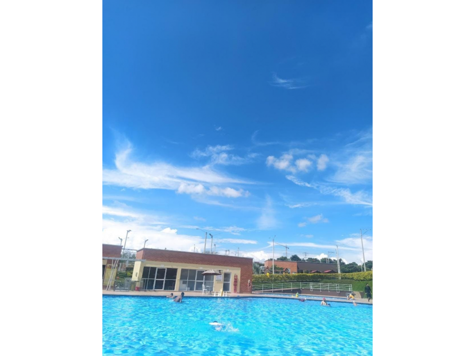 SE RENTA HERMOSO APARTAMENTO AMOBLADO EN CERRITOS RESERVADO — foto 2