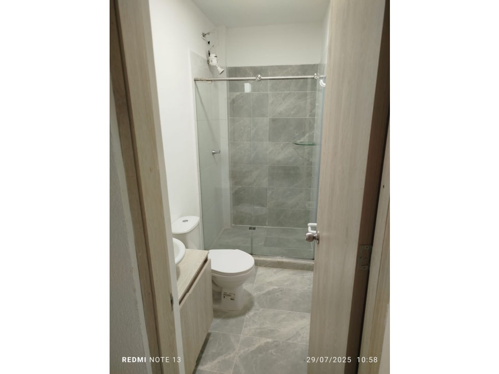 SE VENDE HERMOSA CASA SECTOR MERCASA — foto 4