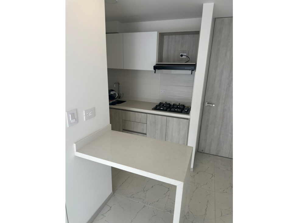 SE RENTA HERMOSO APARTAMENTO EN CAÑA VIVA — foto 3