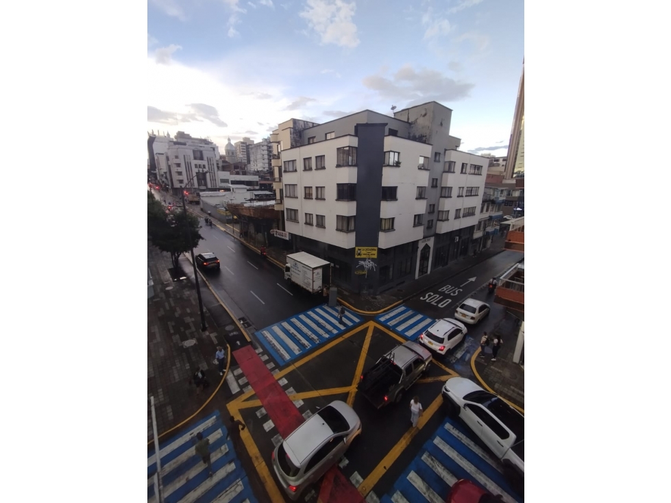 SE RENTA OFICINA EN PEREIRA CON EXELENTE UBICACION - 6