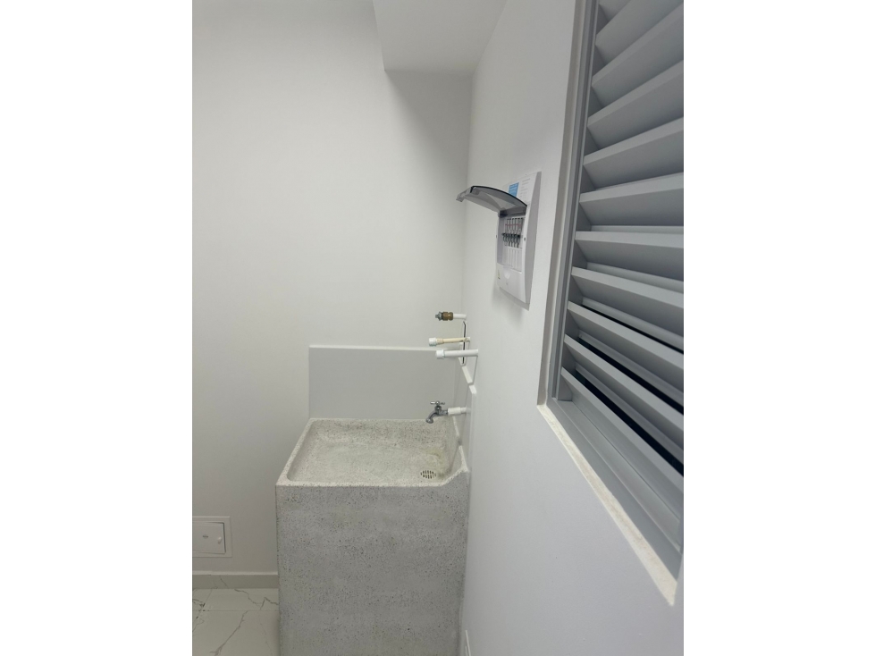 SE RENTA HERMOSO APARTAMENTO EN CAÑA VIVA — foto 4