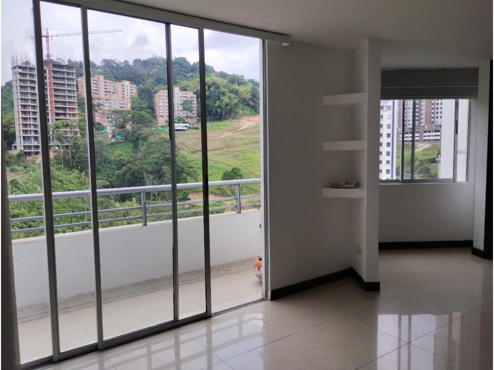 SE VENDE ESPECTACULAR PENTHOUSE EN PINARES