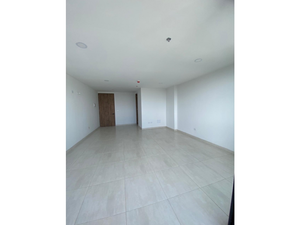 SE RENTA HERMOSO CONSULTORIO EN CERRITOS MALL — foto 3