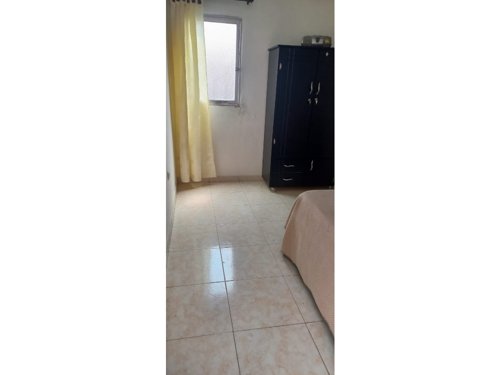 SE VENDE CASA DE TRES PISOS EN SANTA ISABEL DOSQUEBRADAS — foto 5