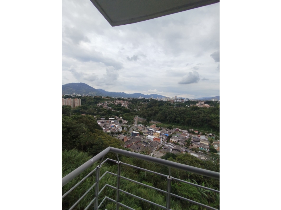 SE VENDE HERMOSO APARTAMENTO EN TORRES DE BARAJAS — foto 3