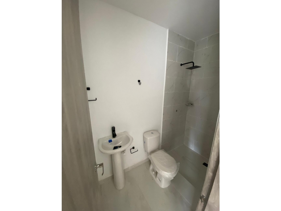 SE RENTAN HERMOSOS APARTAMENTOS EN LA HERMOSA — foto 3