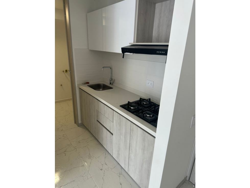 SE RENTA HERMOSO APARTAMENTO EN CAÑA VIVA — foto 6