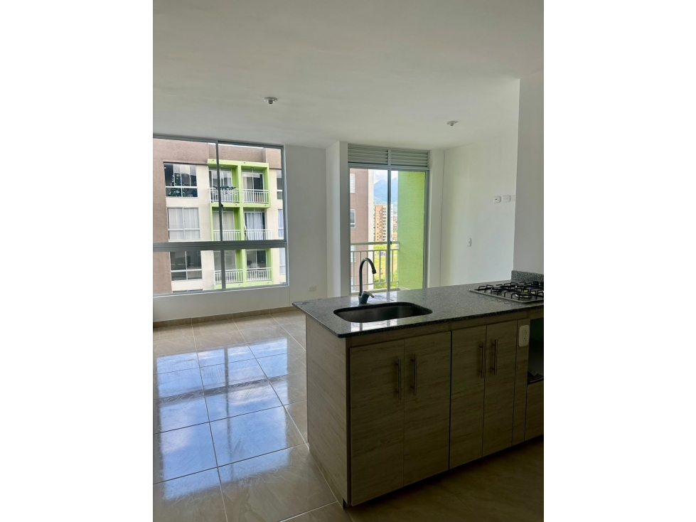 SE VENDE HERMOSO APARTAMENTO EN SECTOR CONDINA