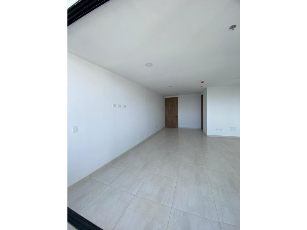 SE RENTA HERMOSO CONSULTORIO EN CERRITOS MALL — foto 4