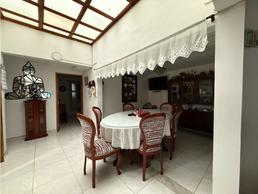 CASA CON RENTA EN VENTA, SECTOR SAN JORGE — foto 2