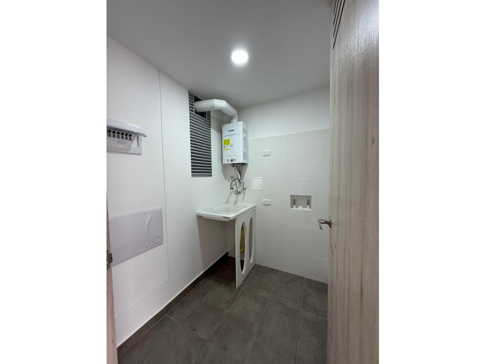 APARTAMENTO EN VENTA SECTOR AV KEVIN ANGEL — foto 5