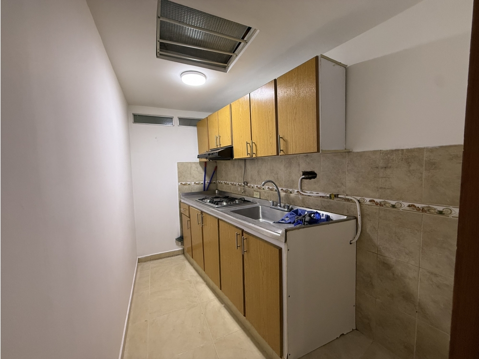 APARTAMENTO EN ARRIENDO, SECTOR LOS ROSALES - 3