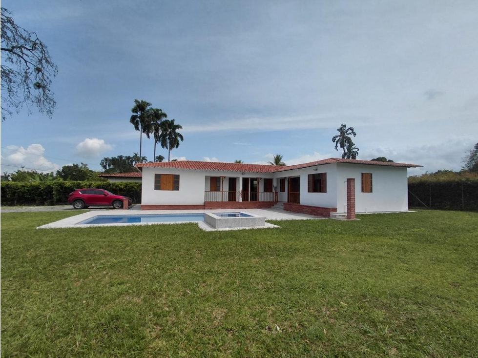 CASA CAMPESTRE EN VENTA, SANTAGUEDA