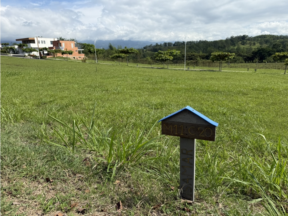 LOTE EN VENTA CONDOMINIO CAMPESTRE, VITERBO - 3