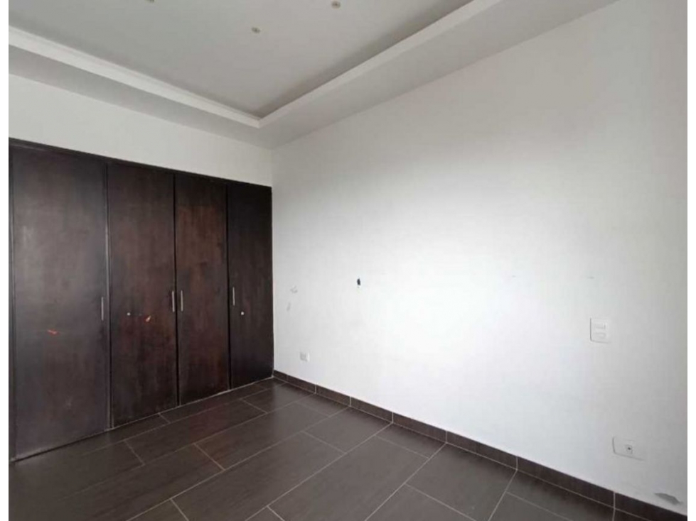 VENTA APARTAMENTO DÚPLEX SECTOR MILÁN — foto 2