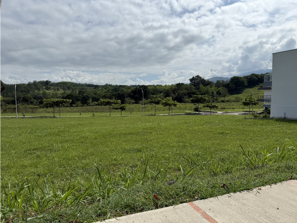LOTE EN VENTA CONDOMINIO CAMPESTRE, VITERBO - 5