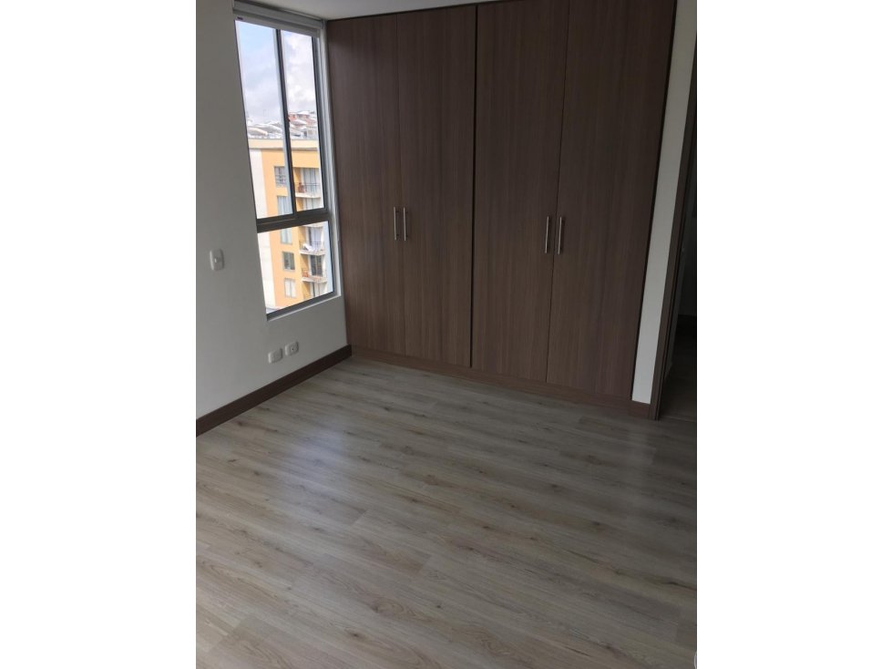 APARTAMENTO EN ARRIENDO SECTOR MALL PLAZA — foto 3