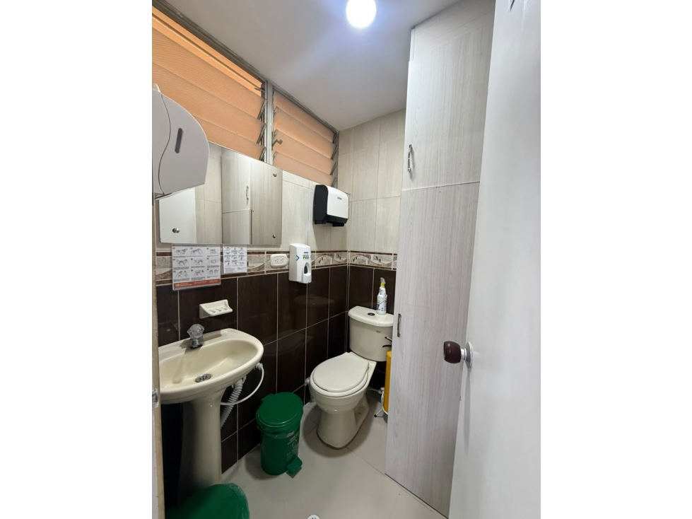 CONSULTORIO MÉDICO PARA LA VENTA SECTOR LA 50 — foto 5