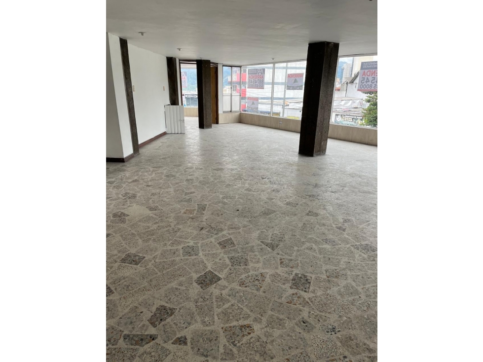 LOCAL COMERCIAL EN ARRIENDO SECTOR LOS AGUSTINOS — foto 2