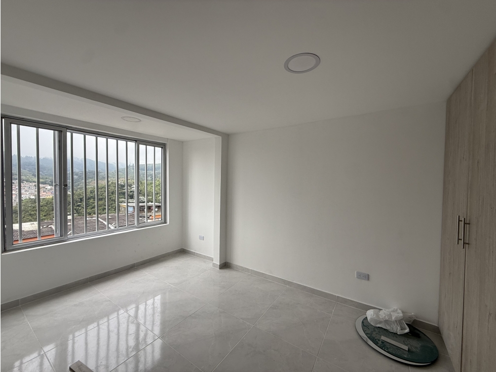 APARTAMENTO EN ARRIENDO SECTOR LA SULTANA — foto 4