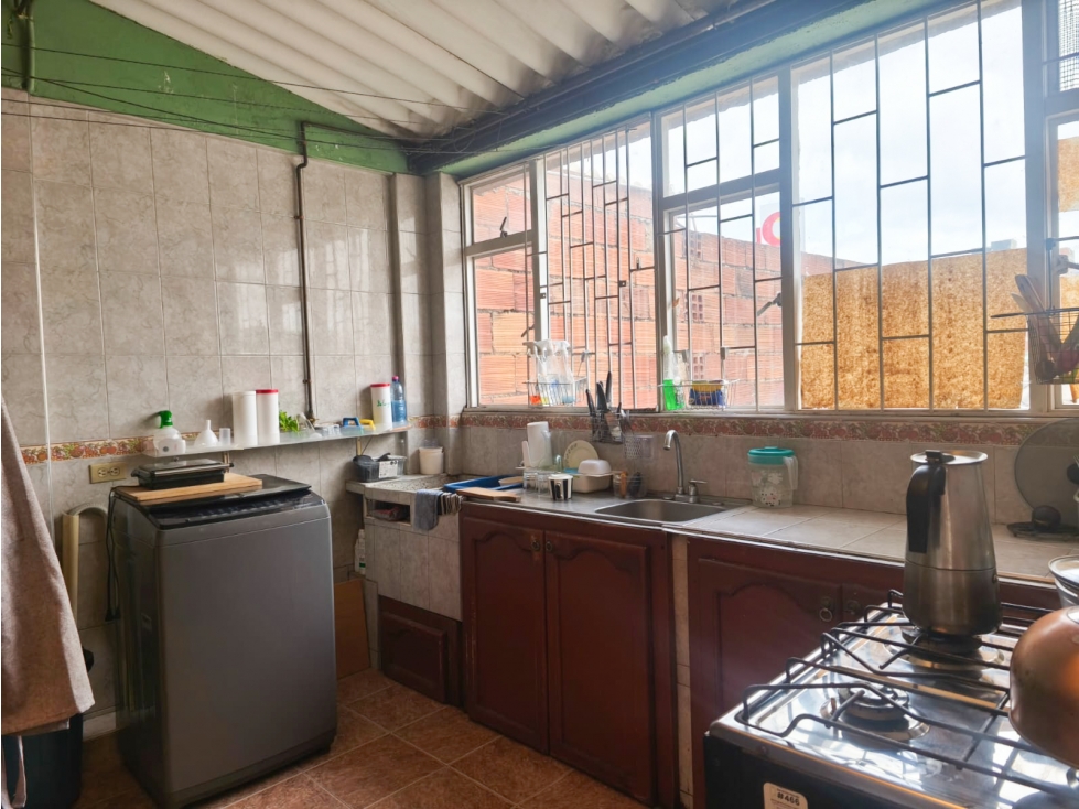 CASA RENTABLE EN FONTIBON - PROX.ESTACION REGIOTRANS — foto 4