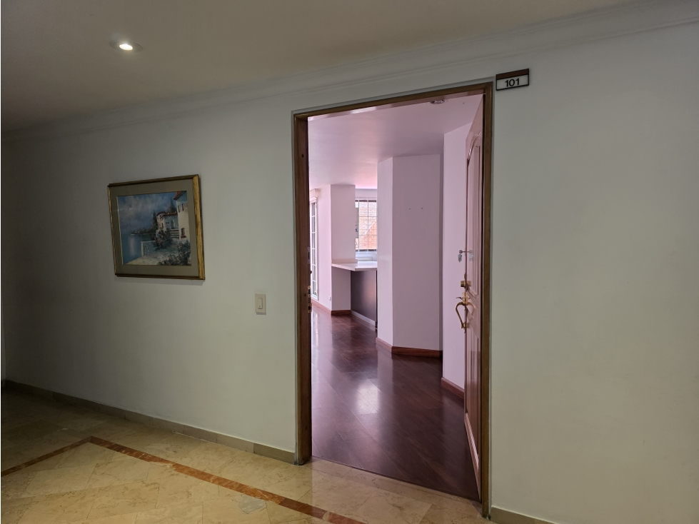 VENDO APARTAMENTO EN BOGOTA SANTA BARBARA CENTRAL — foto 3