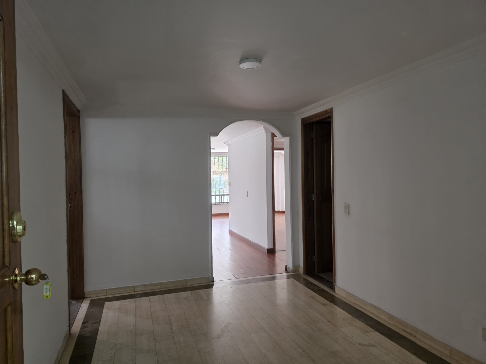 VENDO APARTAMENTO BOGOTA LA CAROLINA — foto 4