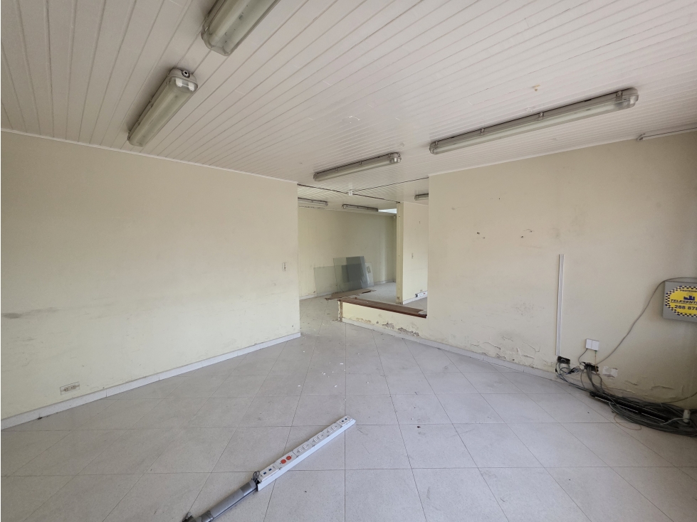 VENDO CASA EN BARRIO CEDROS BOGOTA — foto 3