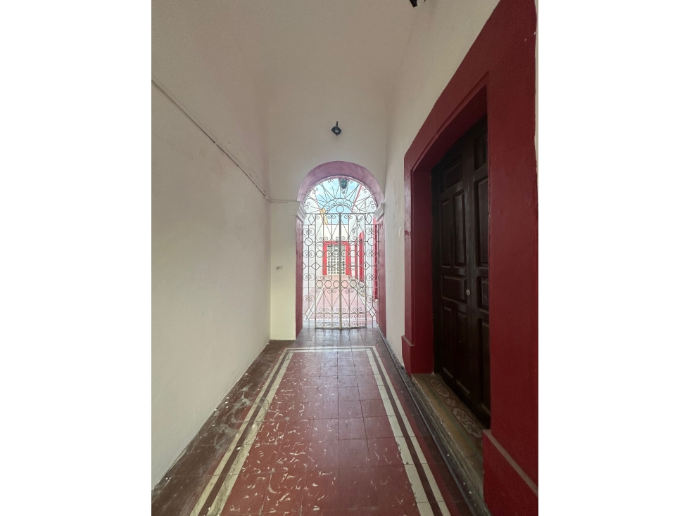 RENTA DE FINCA COMERCIAL EN ZONA CENTRO - 2