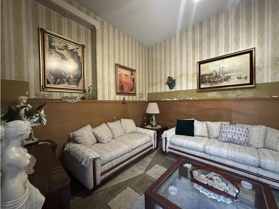 CASA EN VENTA ZONA CENTRO CALLE MADERO 1000MTS TERRENO — foto 2