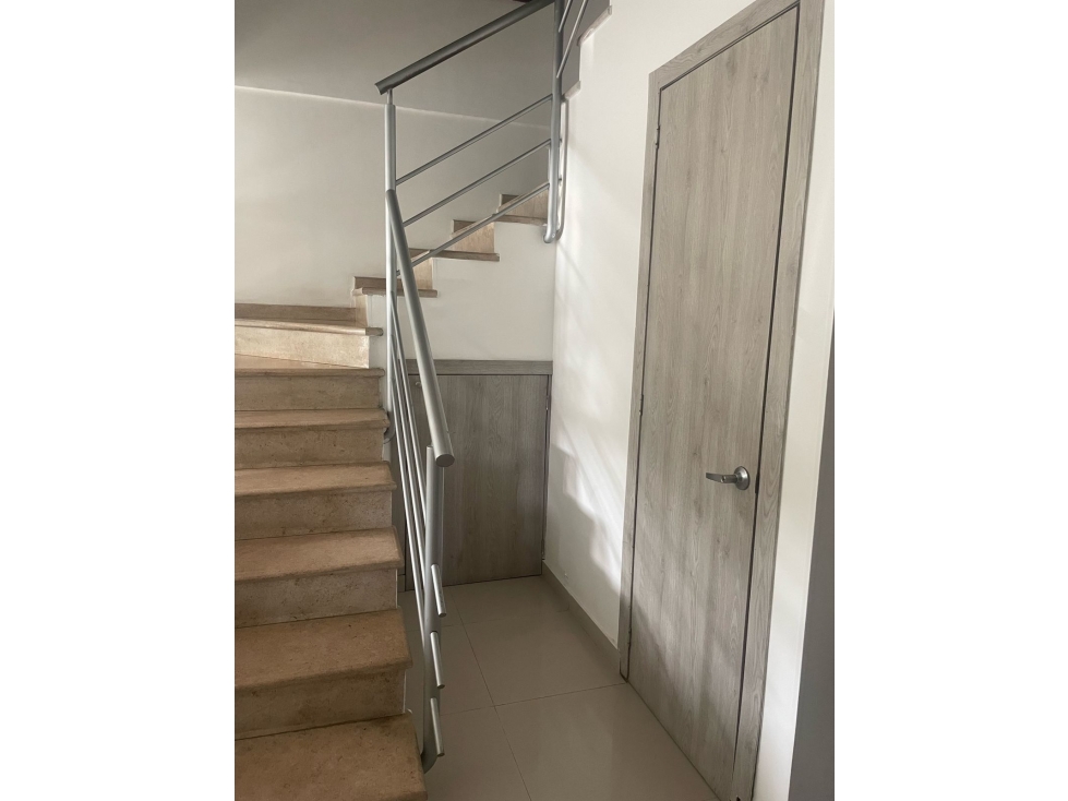 VENDO CASA CONJUNTO EN SECTOR DE MAYOR VALORIZACION — foto 5
