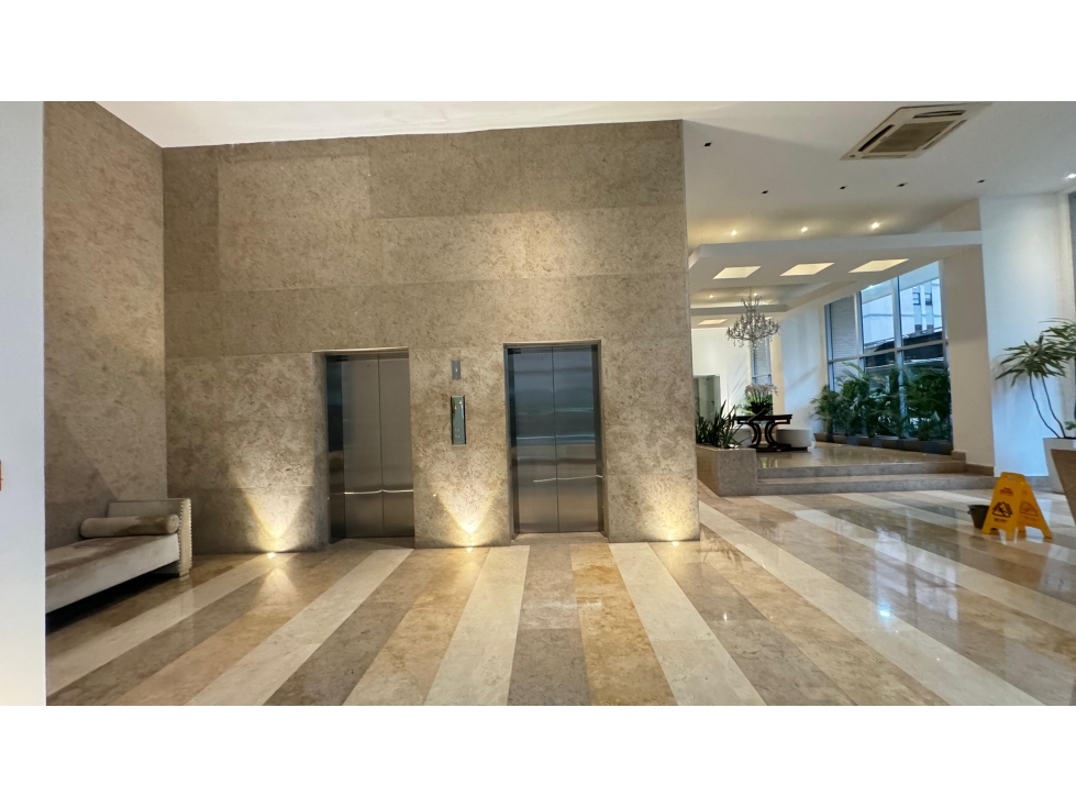 ARRIENDO ESPECTACULAR APARTAMENTO EN SECTOR DEL GOLF