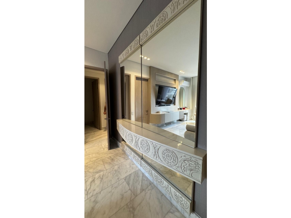 VENTA DE EXCLUSIVO APARTAMENTO EN BUEN SECTOR DE LACIUDAD — foto 5