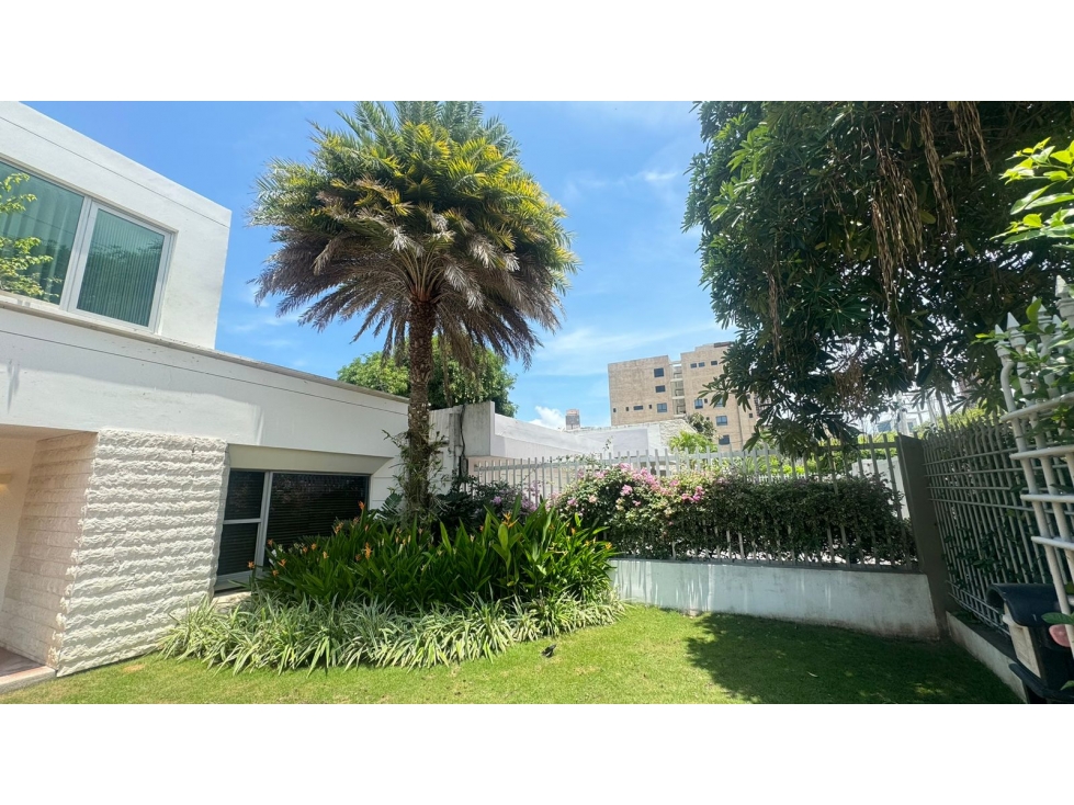 VENTA DE CASA EN BUEN SECTOR DE LA CIUDAD — foto 3
