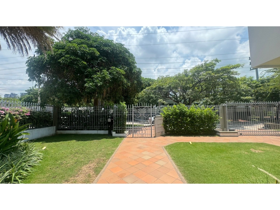 VENTA DE CASA EN BUEN SECTOR DE LA CIUDAD — foto 4