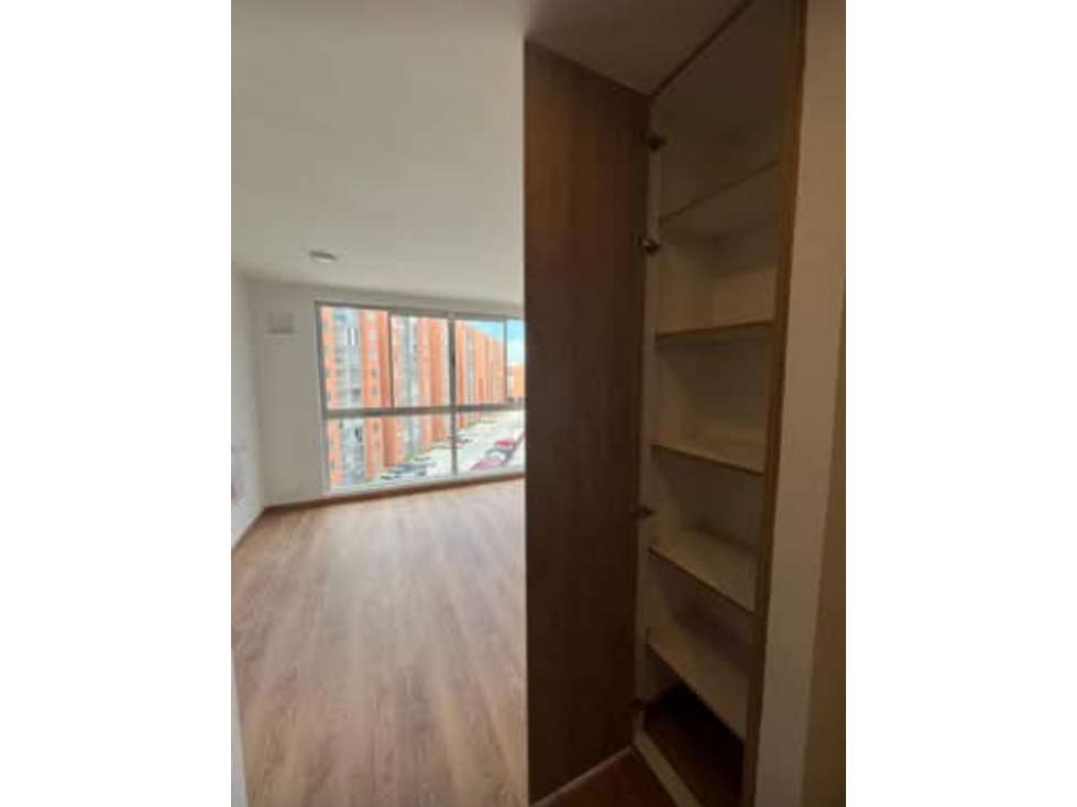 Apartamento en Venta en Fontibón, Sector Hayuelos, Bogotá — foto 2