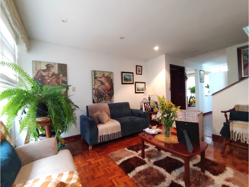 Casa en venta en Bella Suiza, Usaquen - Bogota — foto 2