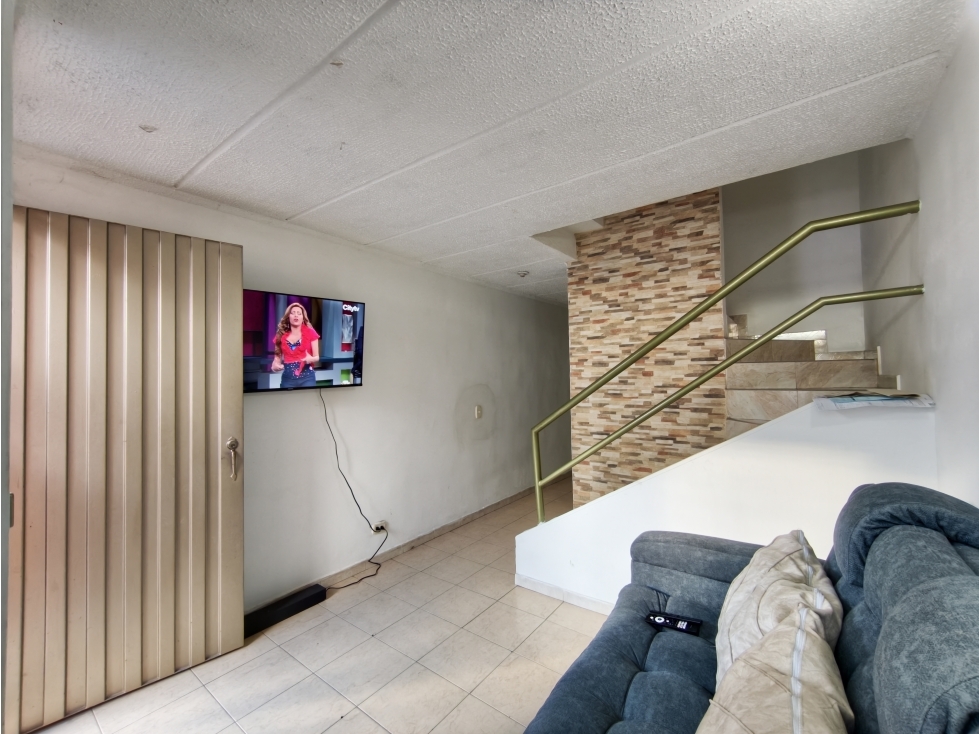 Casa en venta en Suba Hatochico, Compartir - Bogotá (NO ACEPTA FNA) — foto 2