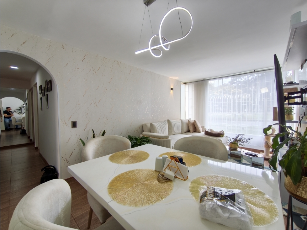 Apartamento en venta en Suba Pinar, La Campiña - Bogotá — foto 2