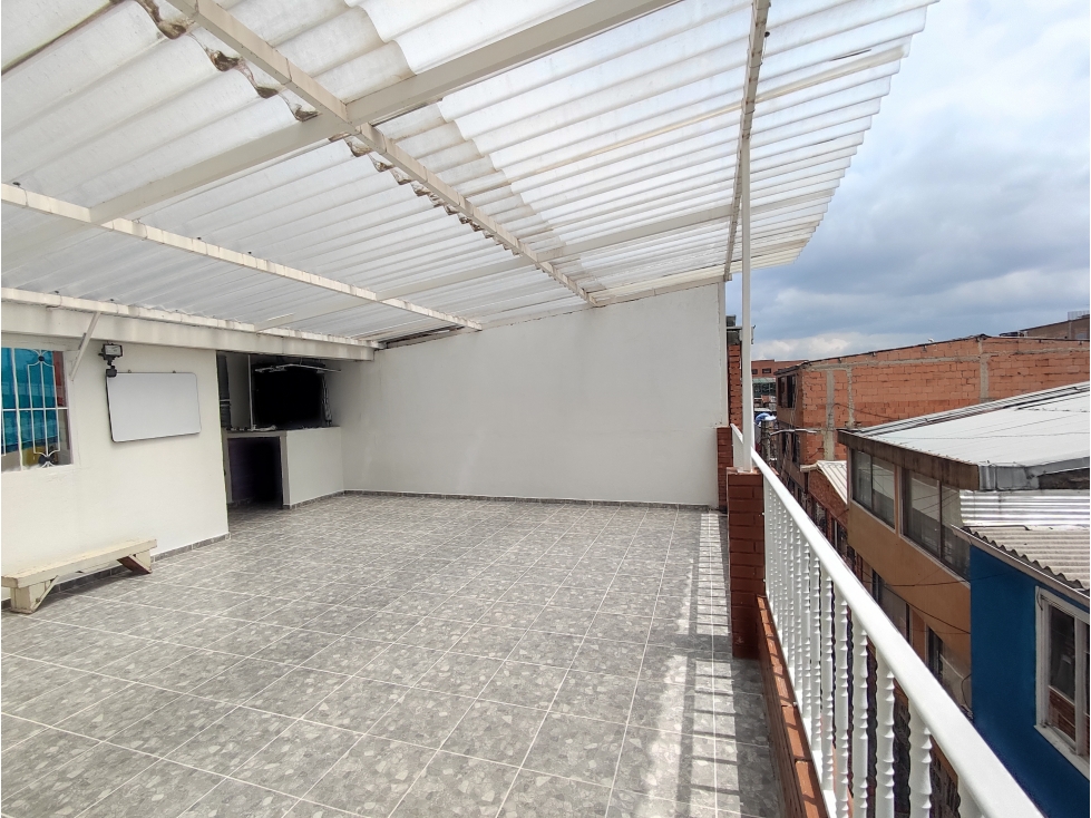 Casa en VENTA en Engativá, Los Pinos - Bogotá. ¡BAJO DE PRECIO! — foto 2