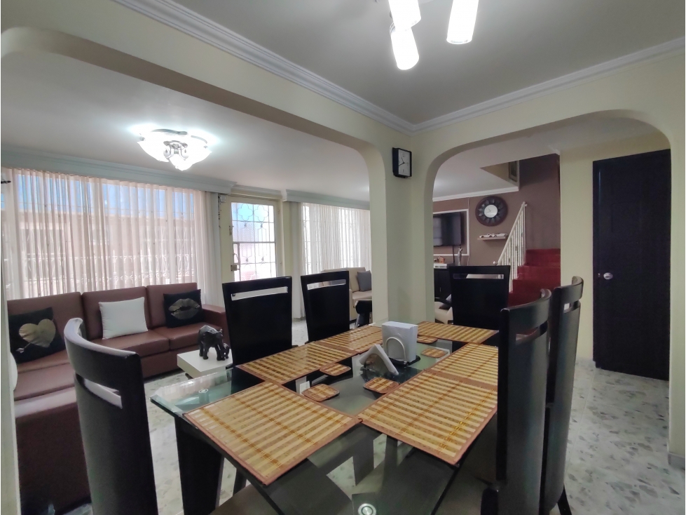 Casa en VENTA en Engativá, Los Pinos - Bogotá. ¡BAJO DE PRECIO! — foto 3