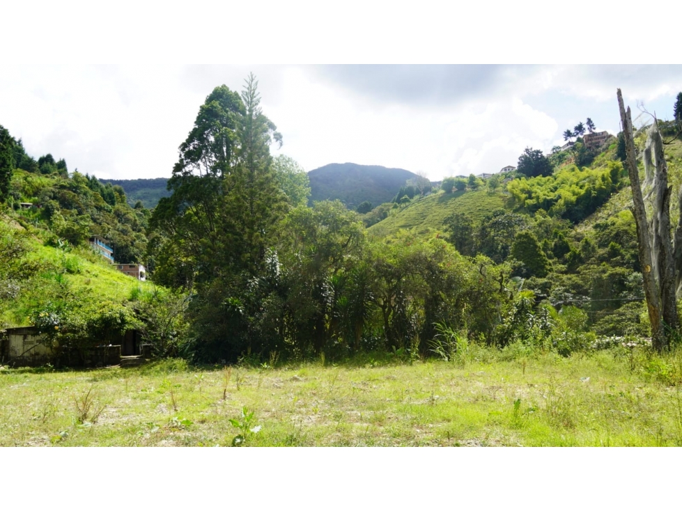 Lote con Casa en Venta en San Cristobal, Medellin - Antioquia