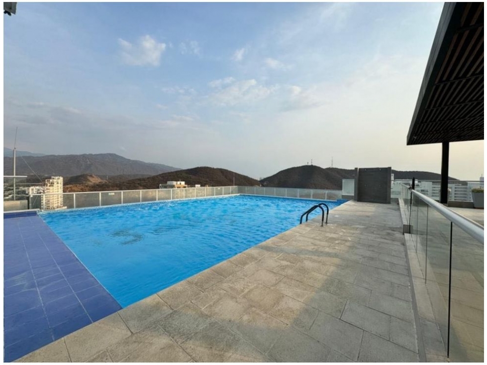 Exclusivo Apartamento en Playa Salguero Vista al Mar y Montaña — foto 6