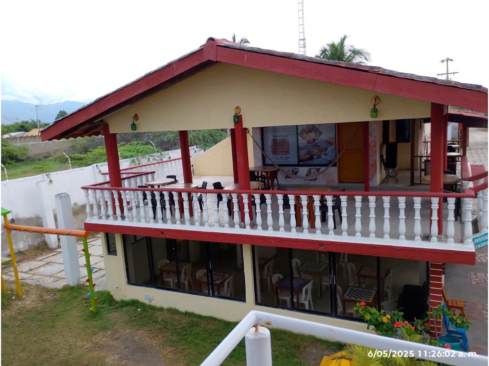 Oportunidad: hostal con 2 piscinas y 26 hab. en venta G-33 — foto 3