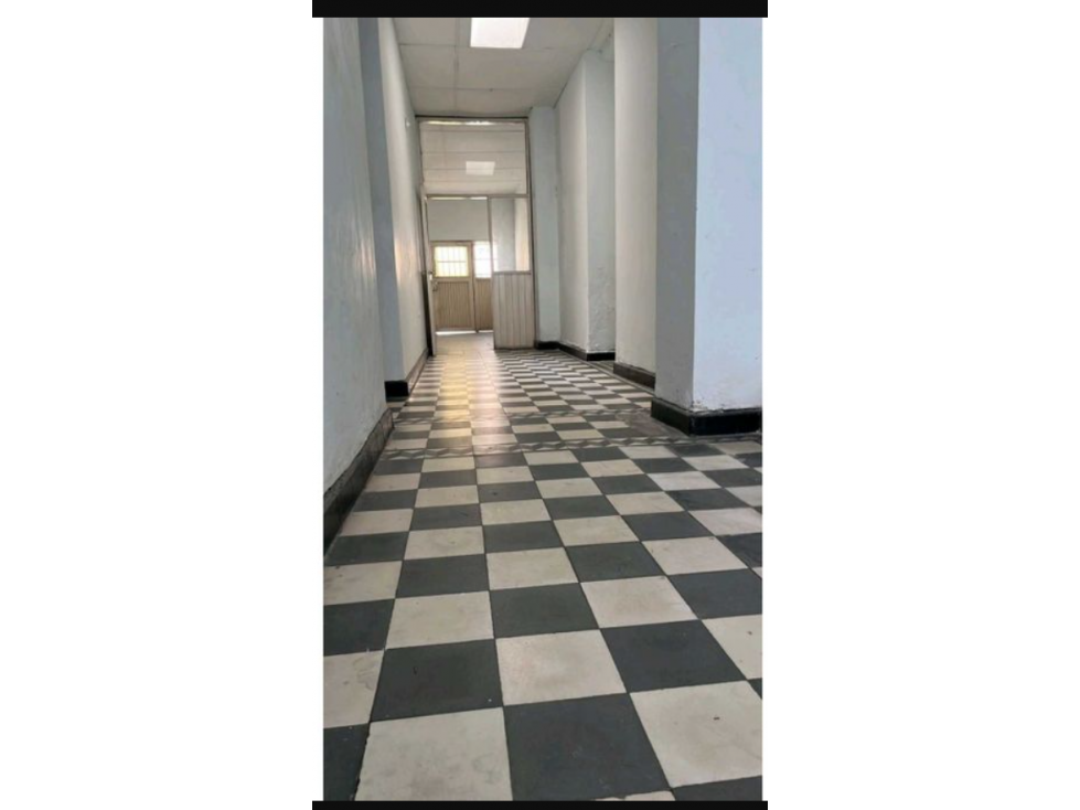 Amplia casa para remodelar de 171m2, centro histórico C-5