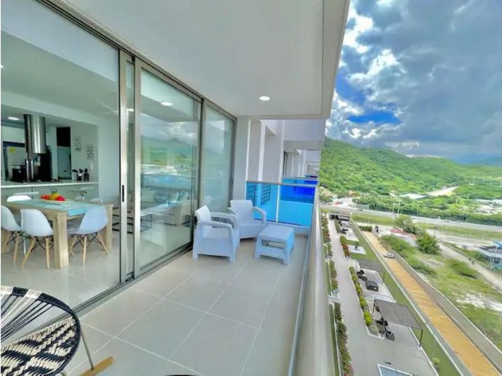 Venta de ESPECTACULAR apartamento. Pozos Colorados.
