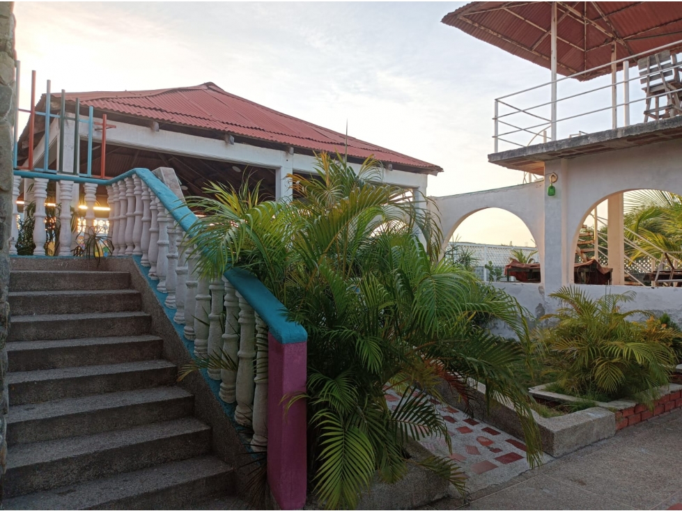 Oportunidad: hostal con 2 piscinas y 26 hab. en venta G-33 — foto 5