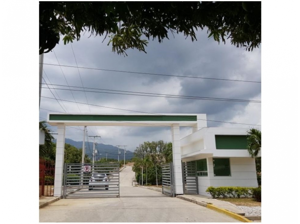Venta de casa 2 pisos conjunto cerrado en Bonda-Santa Marta E-5 — foto 2