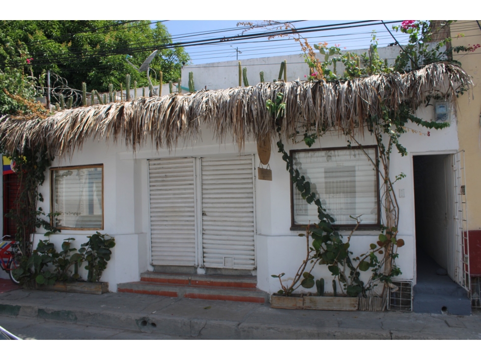 Casa amoblada en arriendo 4 alcobas en el Centro Histórico G-25 - 1